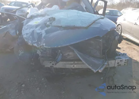 2018 Toyota Highlander Le Plus из США, поврежденный, VIN 5TDBZRFH6JS821067